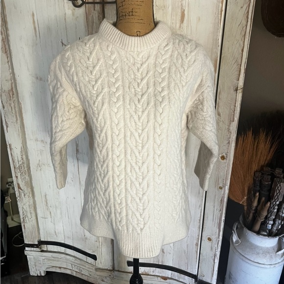 Aritzia The Group heavy cable knit crew neck fisherman wool sweater - Picture 1 of 10